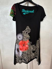 Vestito Desigual con fiori
