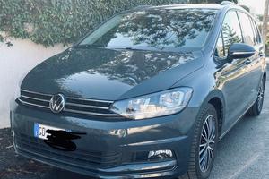 Volkswagen Touran 1.5 TSI DSG