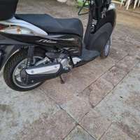Scooter SH 300