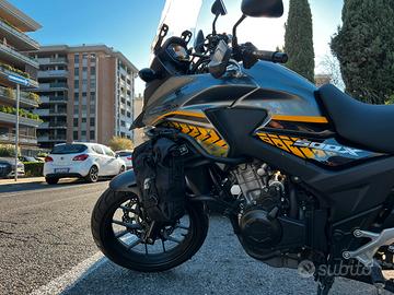 Honda CB500X (17) con valigie e accessori