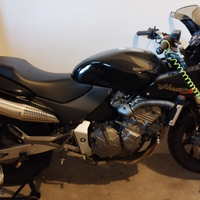 Moto Honda Hornet 600s