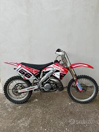 Honda CR 250 R 2 tempi del 2001
