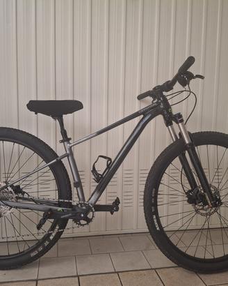 bicicletta cannondale da donna