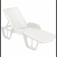 Lettini prendisole per piscina