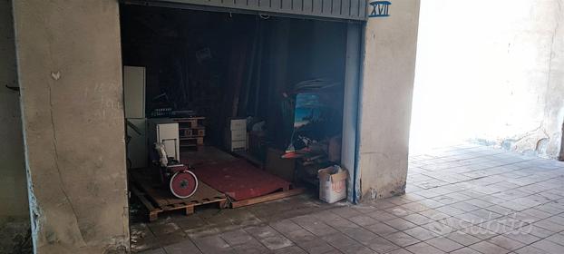 Garage zona Rapisardi, Menza