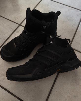 scarpa Trail running Adidas goretex