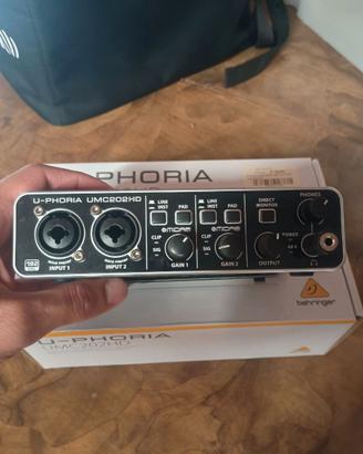 Scheda audio Behringer u-phoria umc202hd