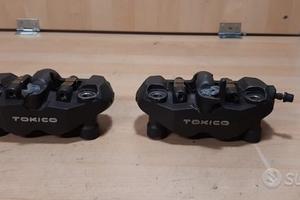 Coppia pinze anteriori suzuki gsx r 1000 k5 k6