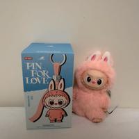 Labubu Originale “U”- Pin for love