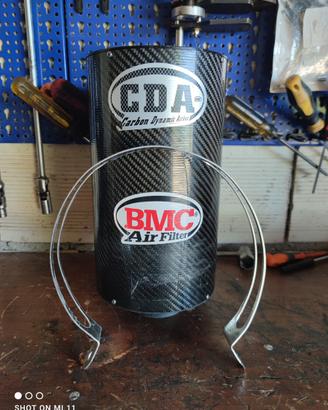 Filtro aria BMC universaile in carbonio.