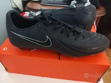 Scarpe NIKE da calcio nere  (taglia 46/47)