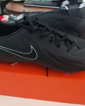 Scarpe NIKE da calcio nere  (taglia 46/47)
