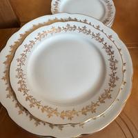 Set di 3 piatti diversi