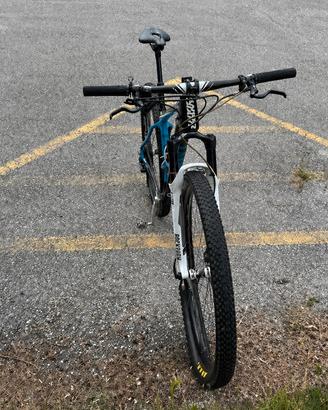 MTB Giant XTC Front