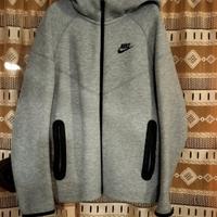 felpa Nike tech