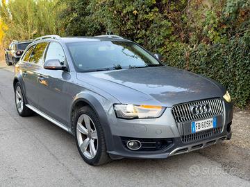 Audi A4 Allroad Quattro 2.0 S-tronic 190cv231