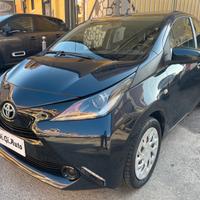Toyota Aygo 1.0 VVT-i 69 CV 5 porte x-cite