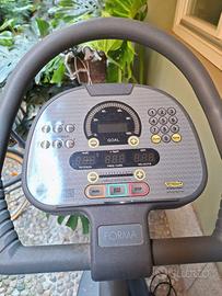 TECHNOGYM BIKE