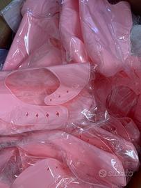Stock bavaglini e set pappa in silicone