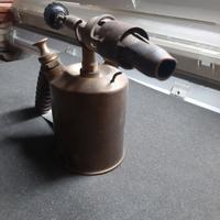 Cannello a benzina antico
