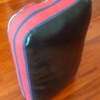 SUPER: Scudo Boxe Professionale (pugni e calci)