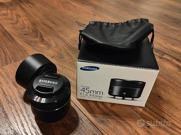 obiettivo Samsung NX 45mm f/1.8   i-Function
