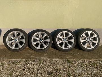 BMW set cerchi in lega 18 gommme incluse