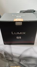 Panasonic s5
