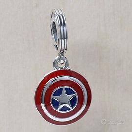 Pandora 790780C01 Charm Scudo di Captain America