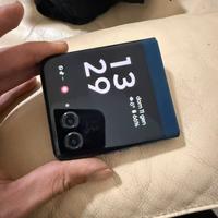 Smartphone Razr 60 2025