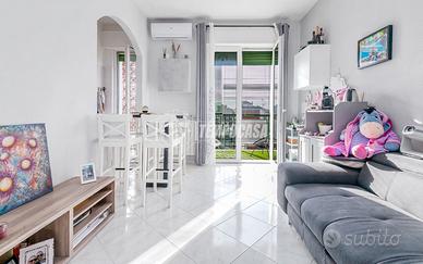 ULTIMO PIANO CON AMPIO BALCONE E CANTINA!