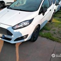 Fiesta van 2posti