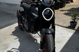 Ducati monster 937 plus