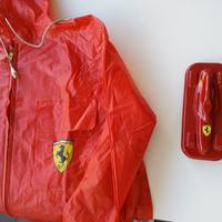 Ferrari biro con custodia,giubbino para pioggia