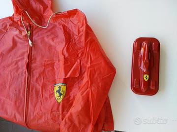 Ferrari biro con custodia,giubbino para pioggia