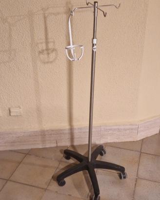Asta porta flebo infusione