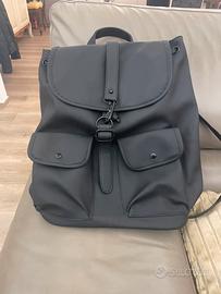Zaino nero gommato Clayton