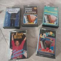 5 musicassette varie