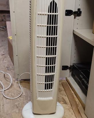 Ventilatore a colonna oscillante con timer