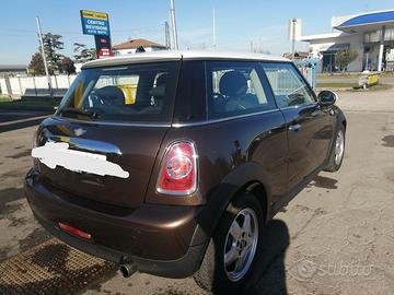 STUPENDA MINI COOPER