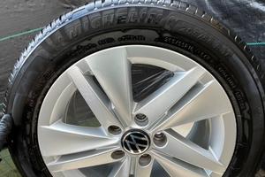 3 cerchi originali Volkswagen16 con gomme Michelin