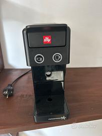 Macchins caffe illy a cialde