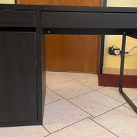 Scrivania nero- marrone Ikea