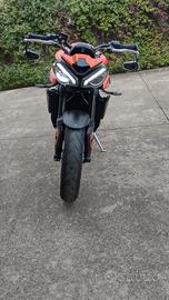 Triumph Street Triple 765 R