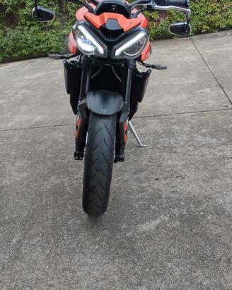 Triumph Street Triple 765 R