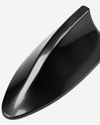 Due antenne pinna di squalo