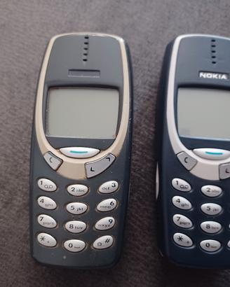 Nokia 3310 , due esemplari,  Grigi, usati
