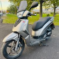 Kymco People 125