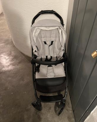Trio PEG Perego book