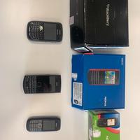 Lotto n. 3 cellulari funzionanti come nuovi